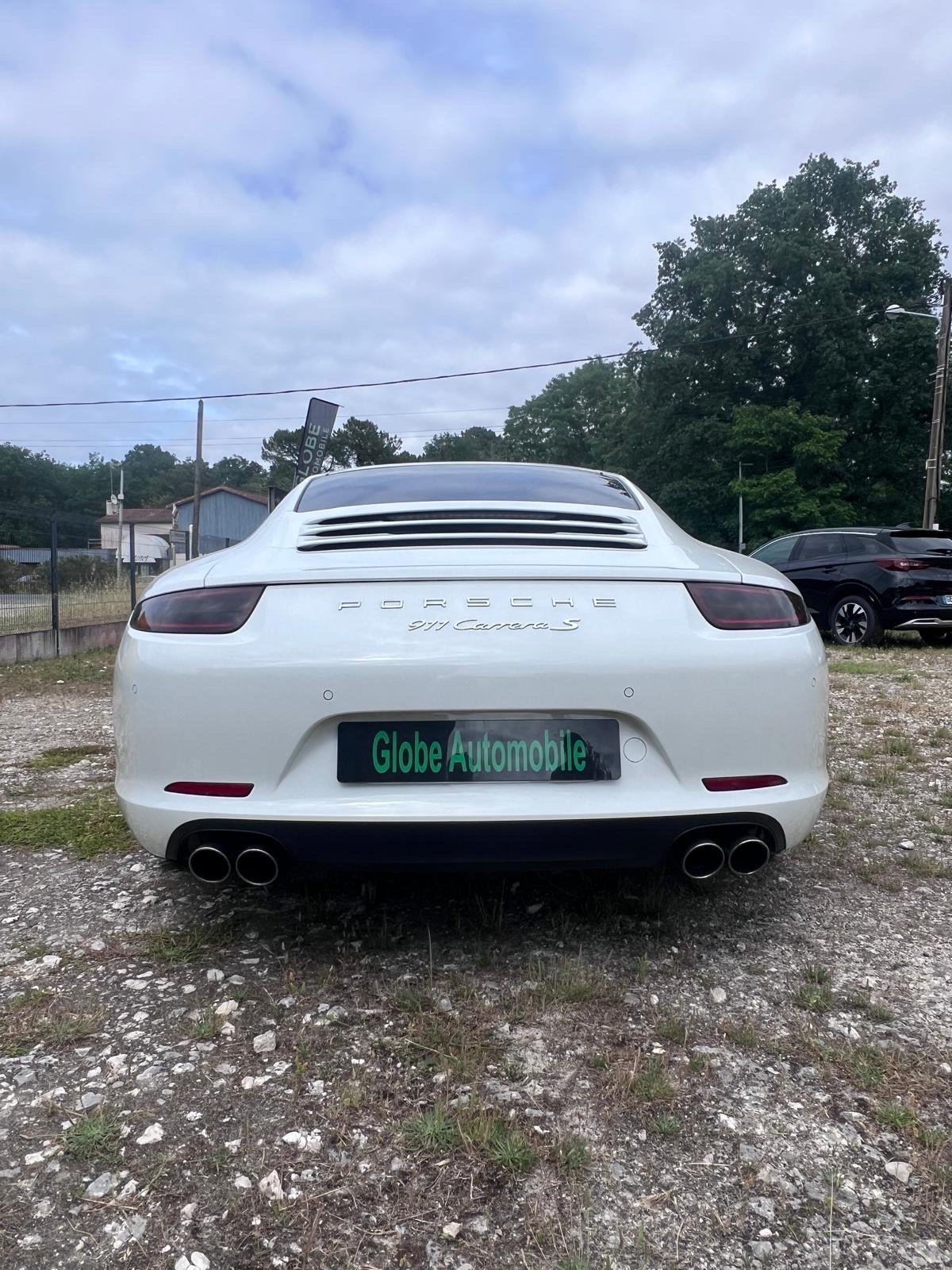 Porsche 911 Carrera 4S — photo 6