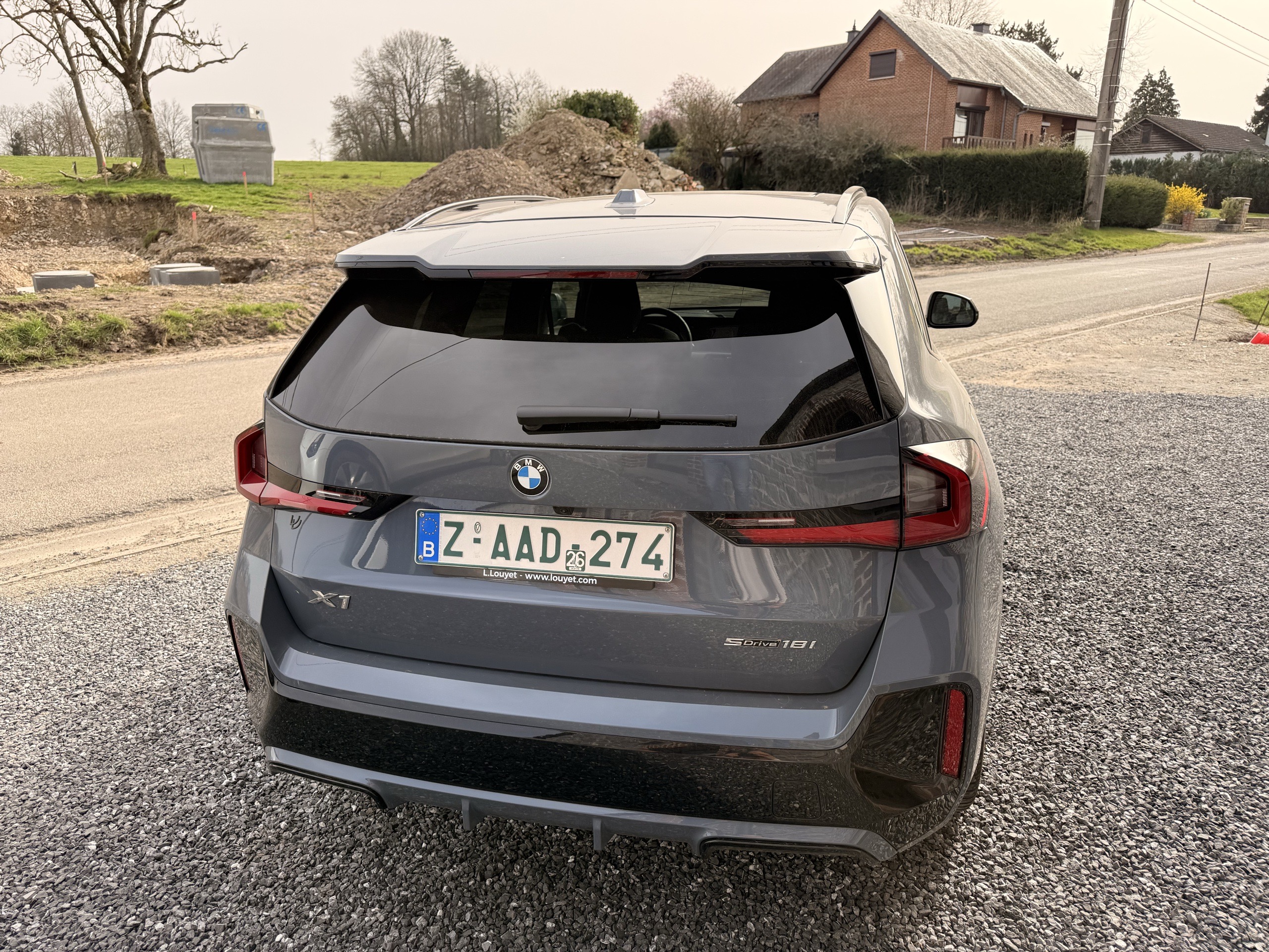 BMW X1 — photo 2