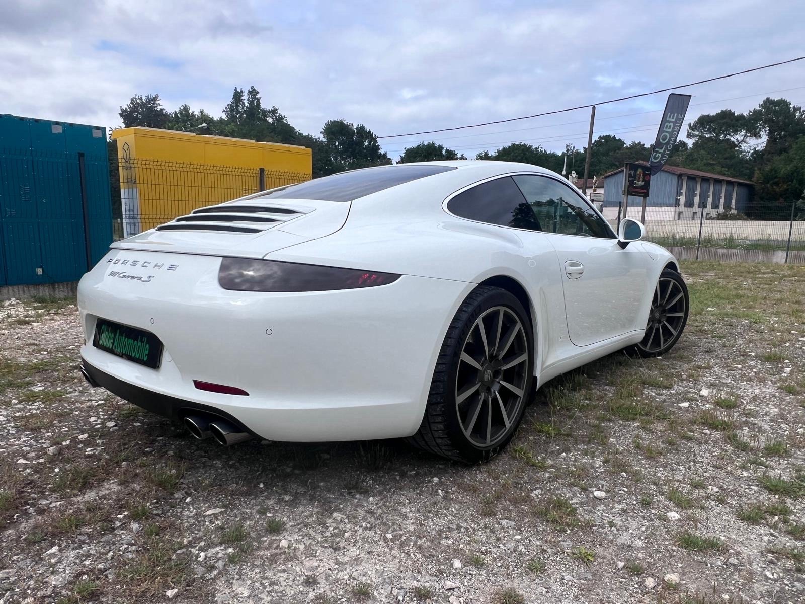 Porsche 911 Carrera 4S — photo 5